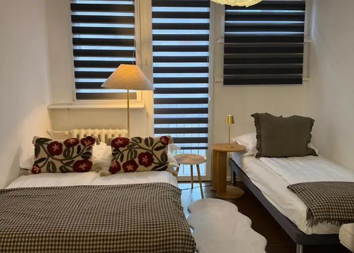 Srodmiescie Apartman Varsó